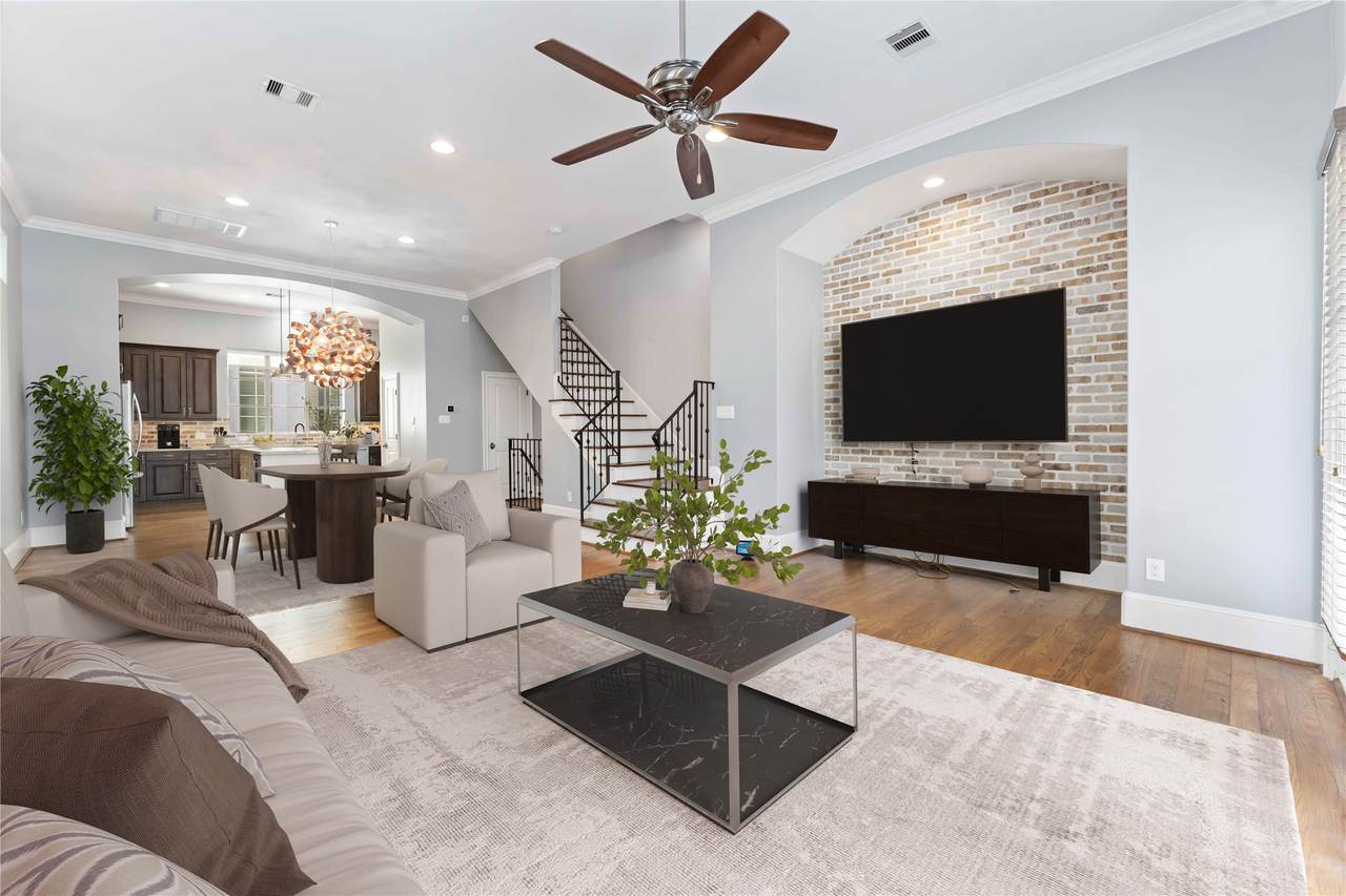 1616 Rosewood Street - Photo 1