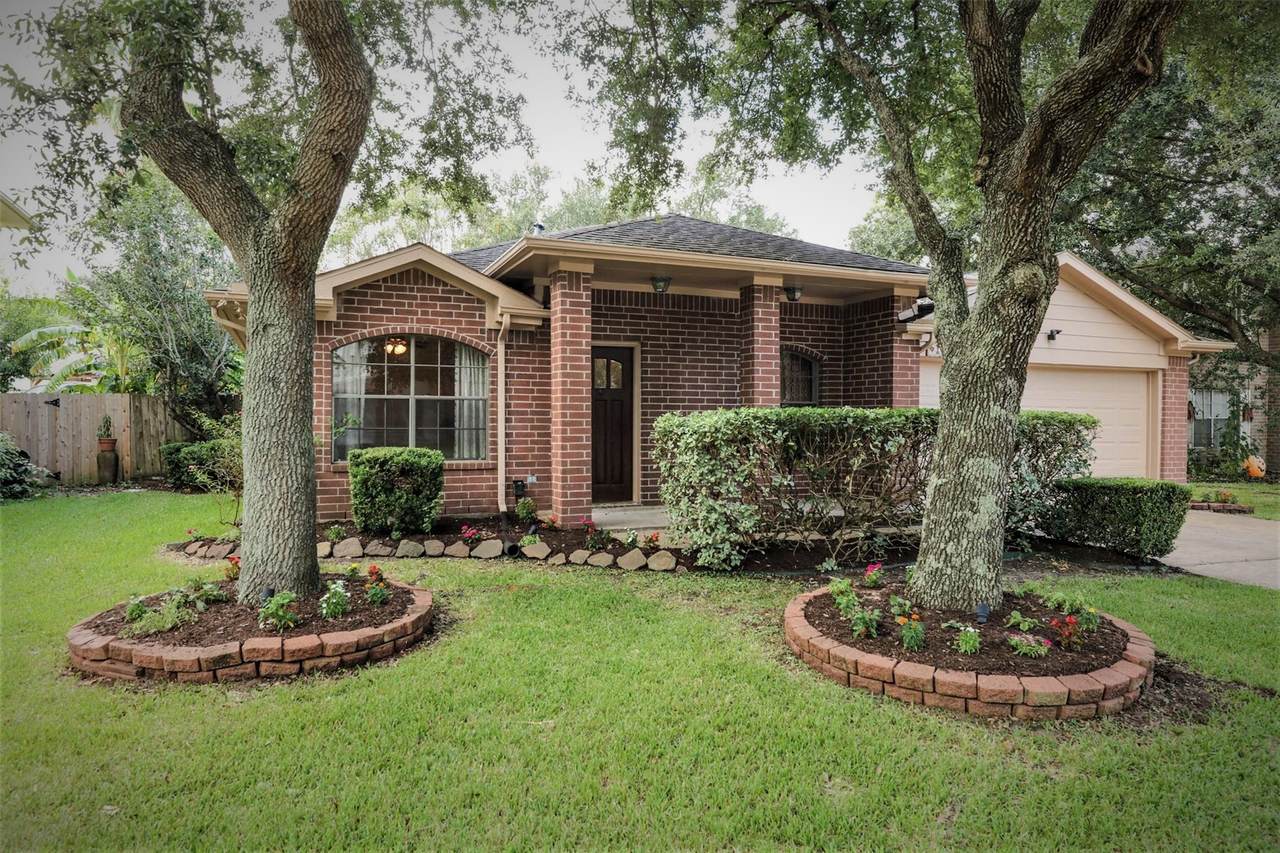 1714 Oak Ridge Drive - Photo 1