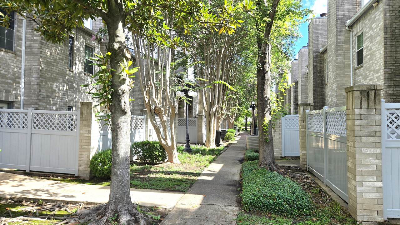 6000 Reims Road - Photo 1