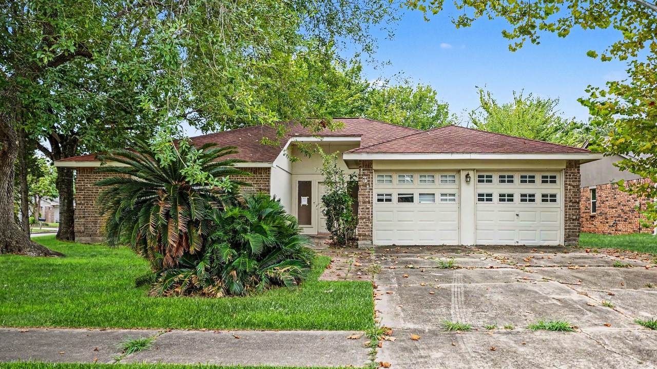 131 Meadow Bend Street - Photo 1