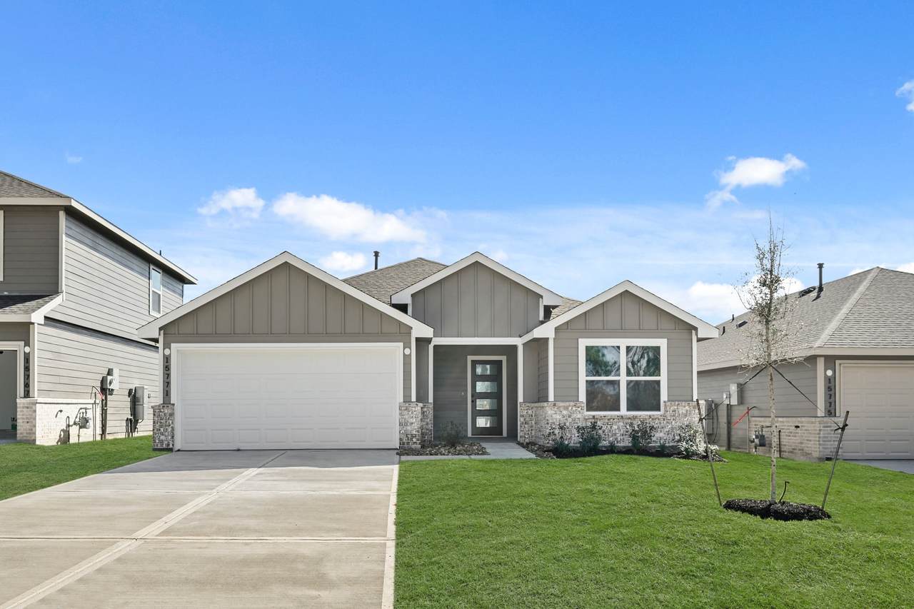 15771 Garden Ridge Drive - Photo 1