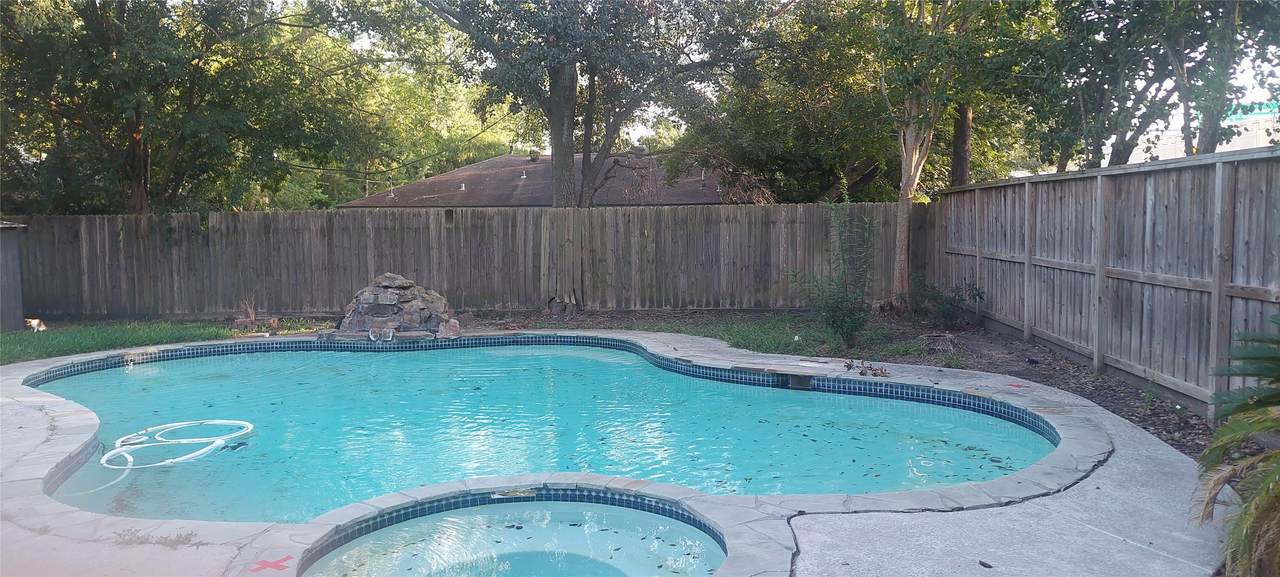 4629 Cedar Oaks Lane - Photo 1