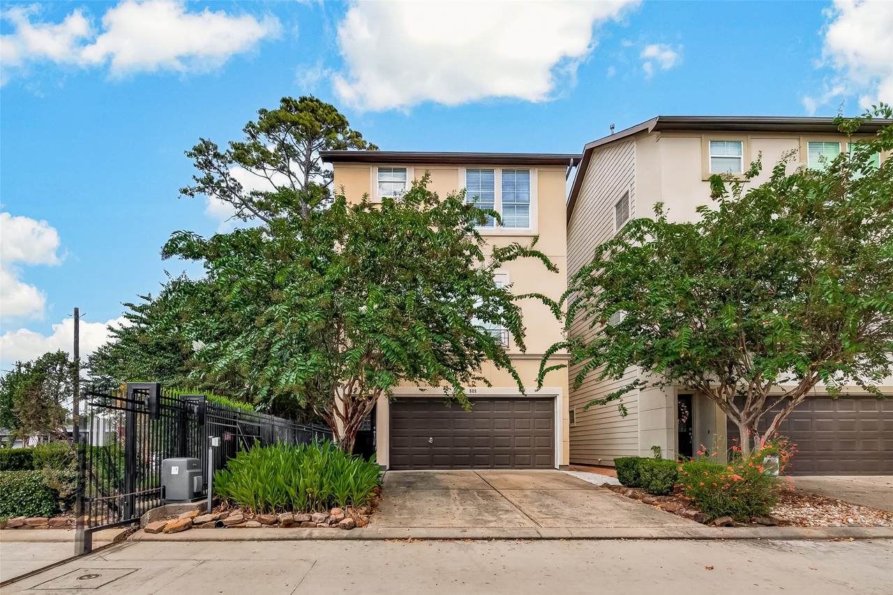 888 Fisher Street - Photo 1