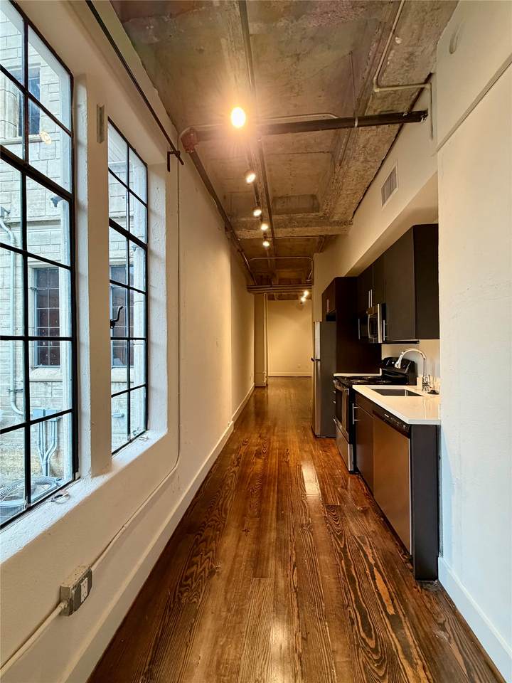 4411 Dallas St Street - Photo 1