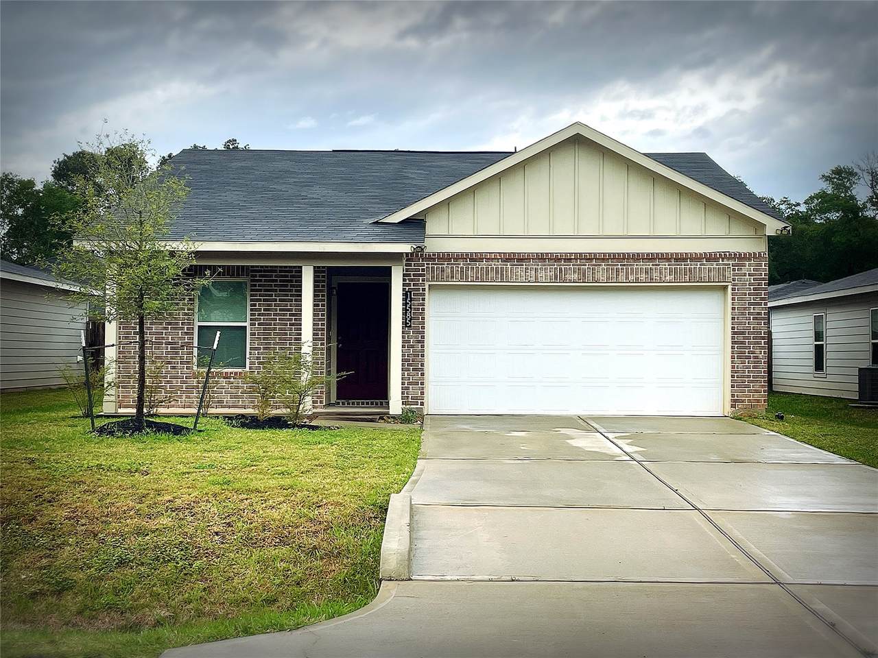 15585 Briar Forest Drive - Photo 1