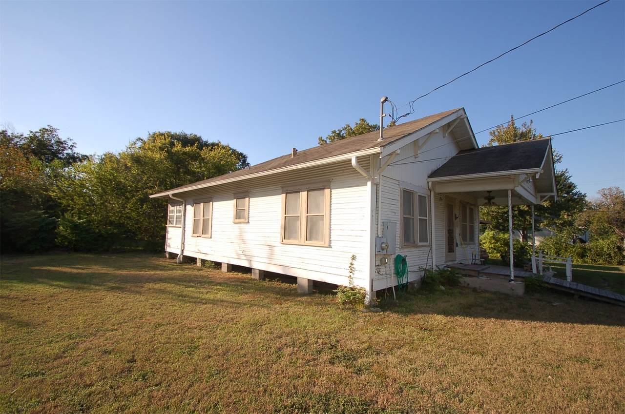 6647 Signat Drive - Photo 1