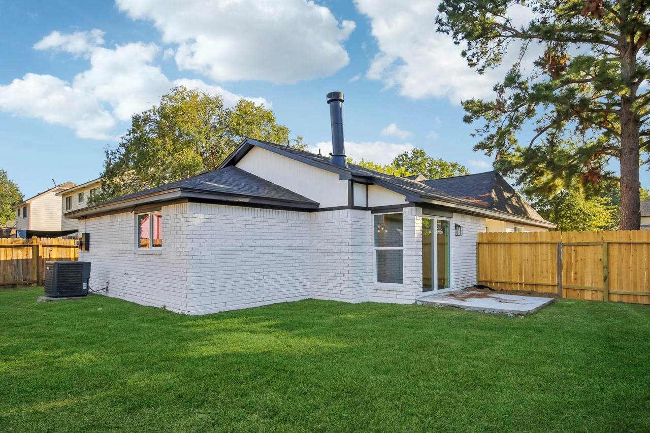 11615 Henley Drive - Photo 1