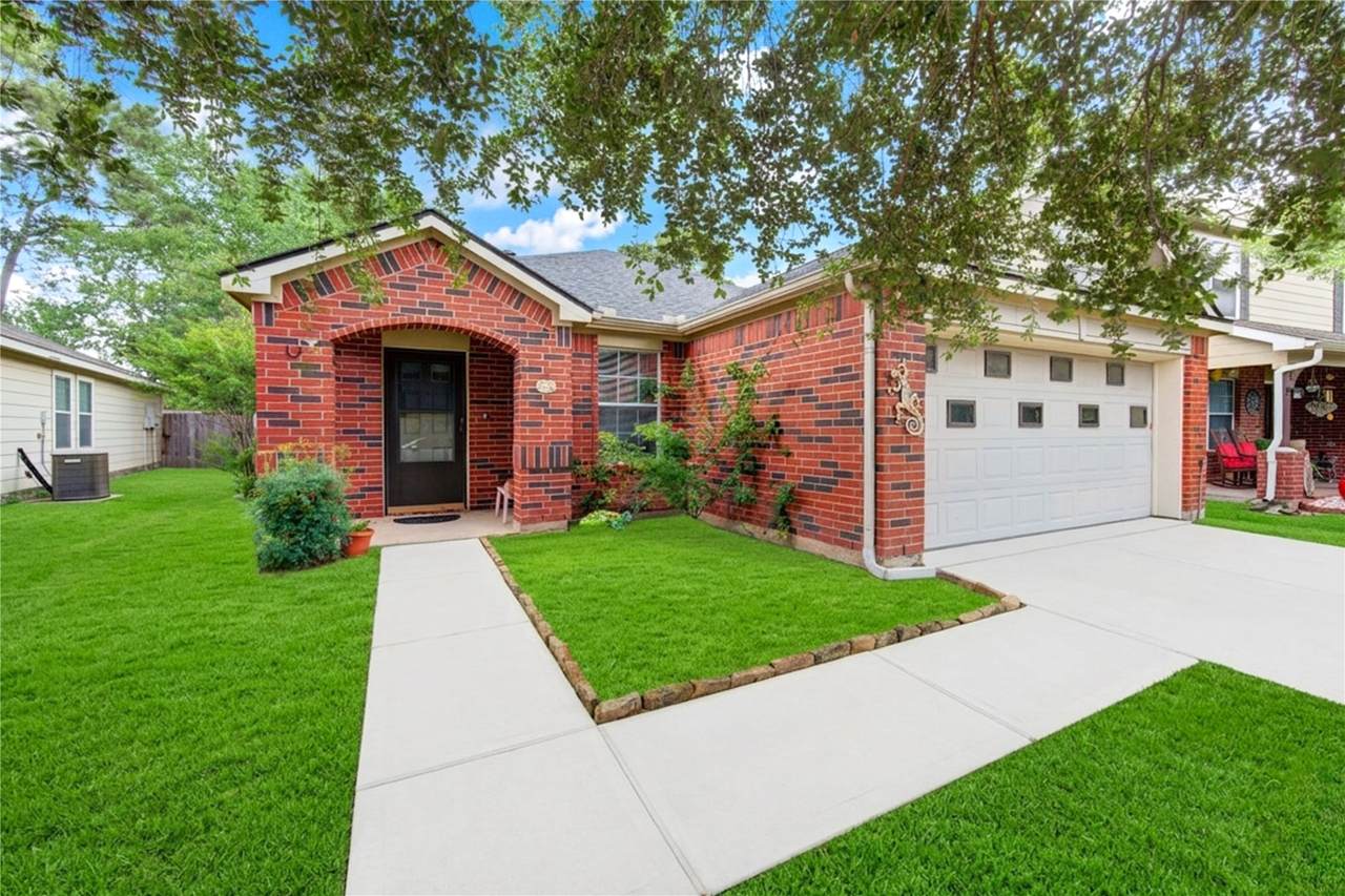 6726 Hampden Point Court - Photo 1