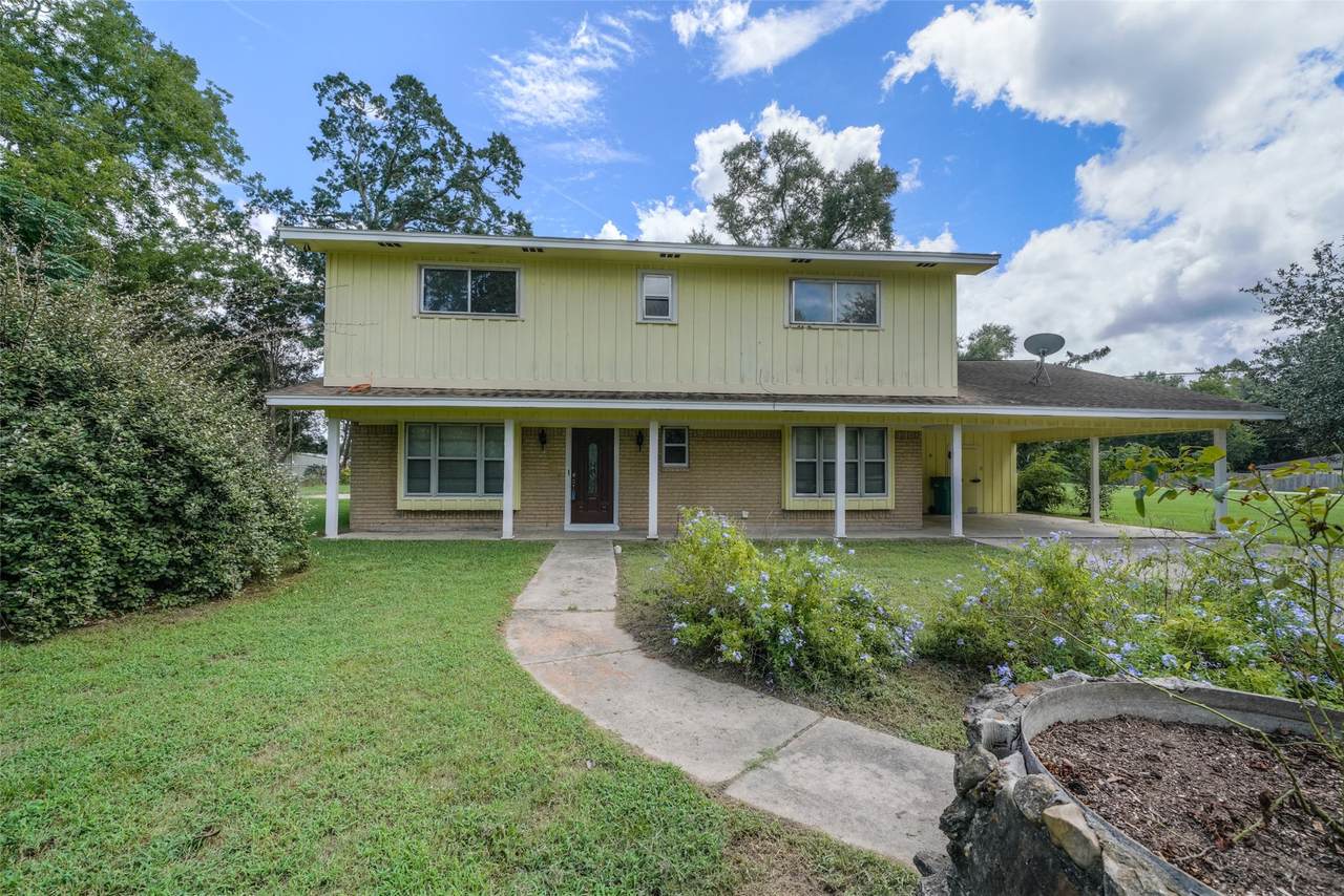 7622 County Line Road - Photo 1