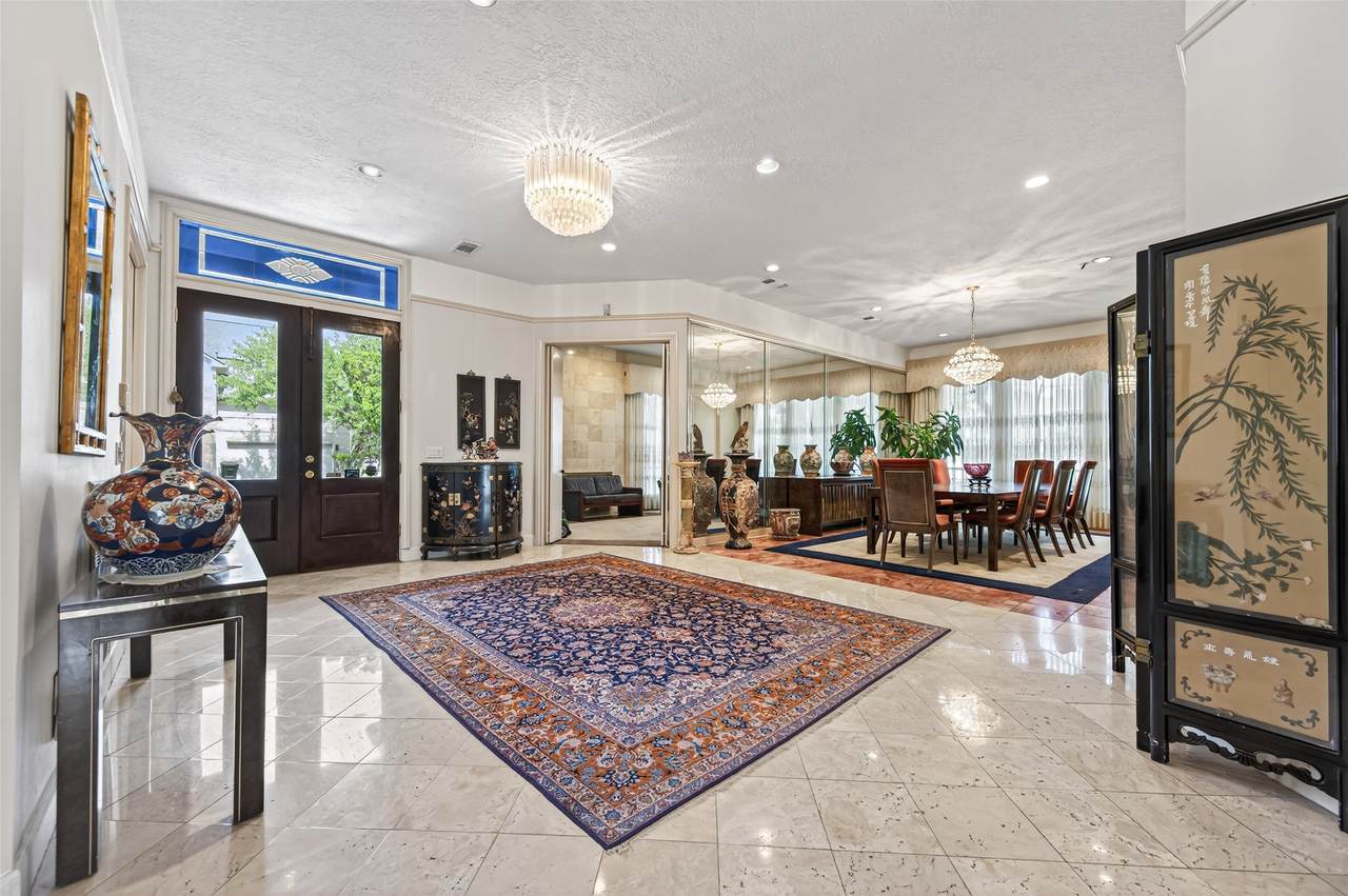 8103 Lake Edge Court - Photo 1