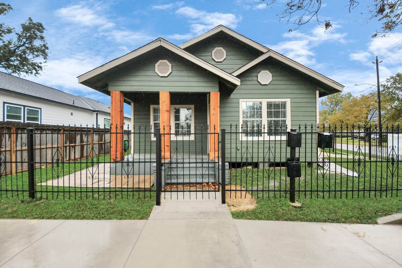 4102 Engelke Street - Photo 1