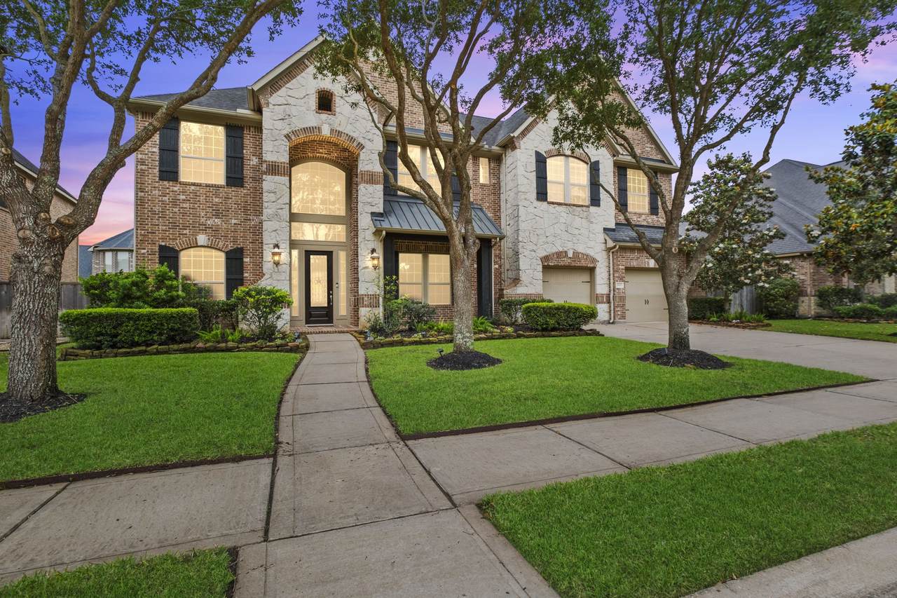 28003 Iberville Glen Drive - Photo 1