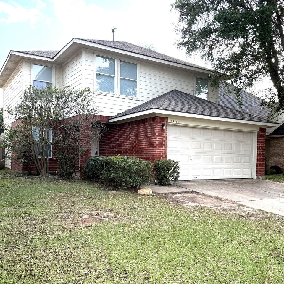 19851 Laurel Trail Drive - Photo 1