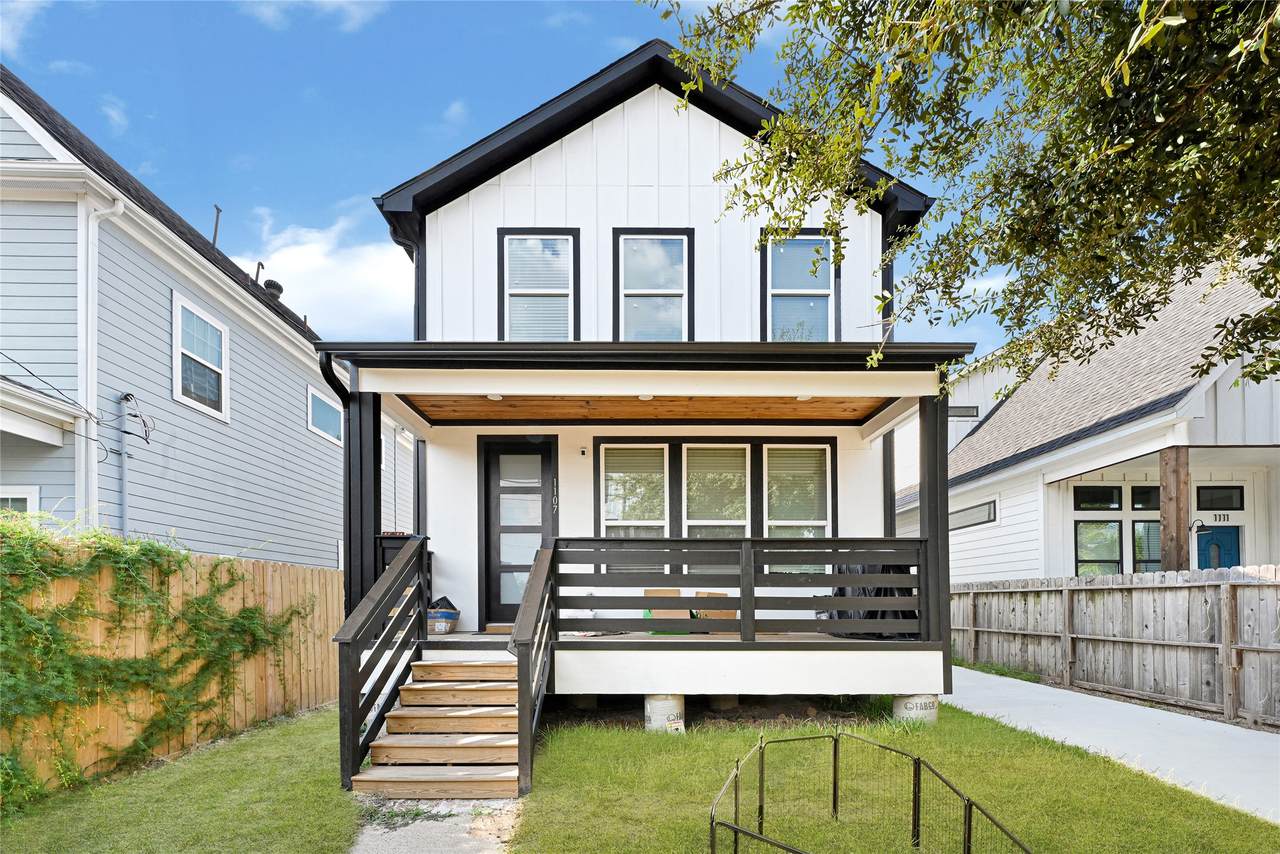 1107 Brooks Street - Photo 1