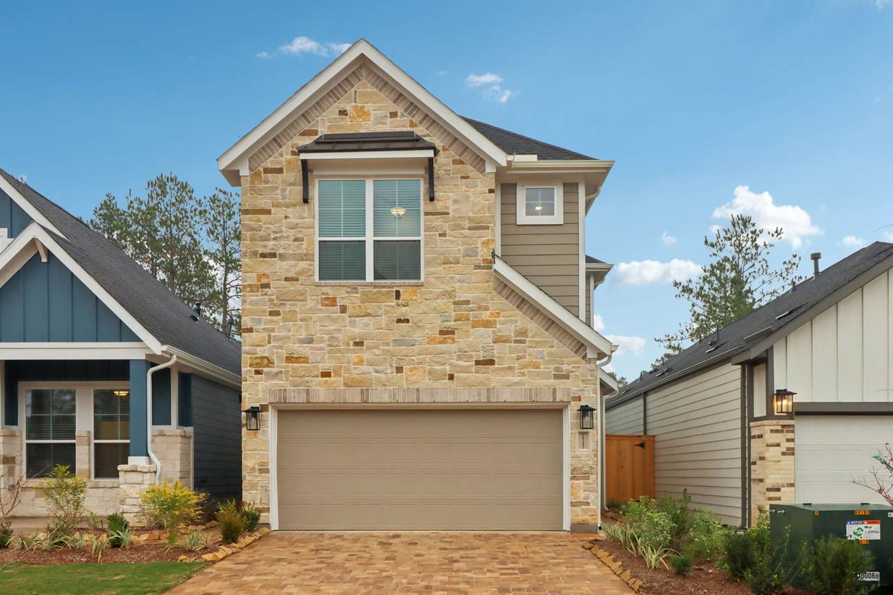 26257 Outrider Banks Circle - Photo 1