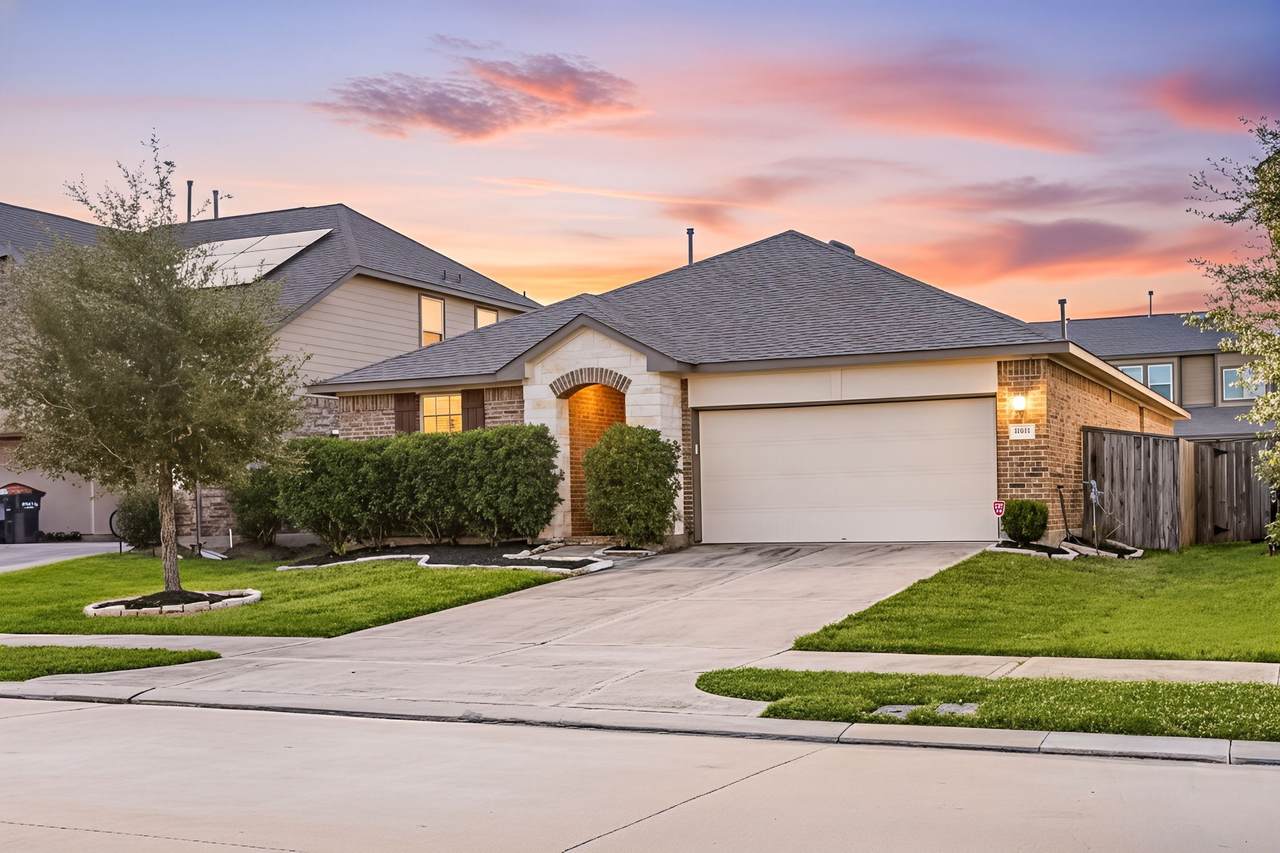 9415 Summer River Drive - Photo 1