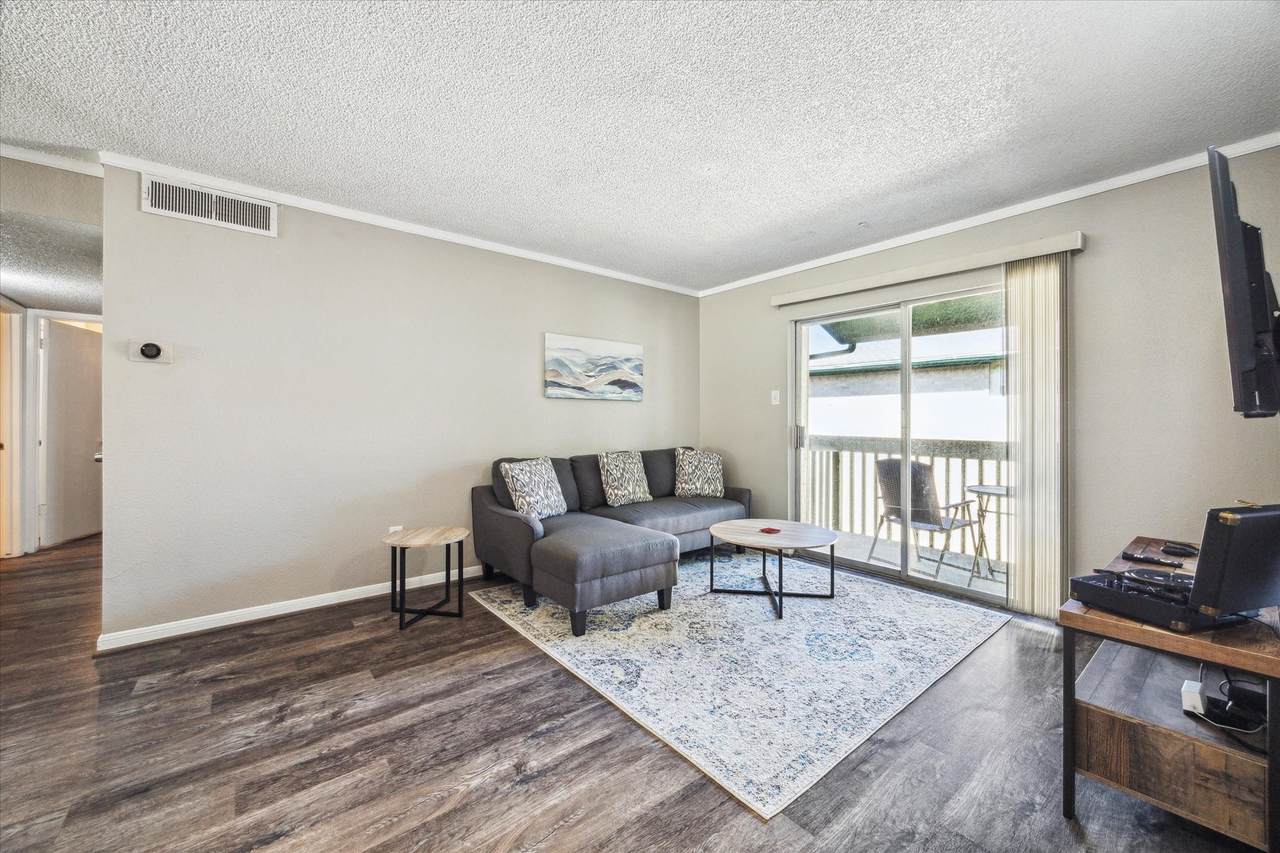 1516 Bay Area Boulevard - Photo 1