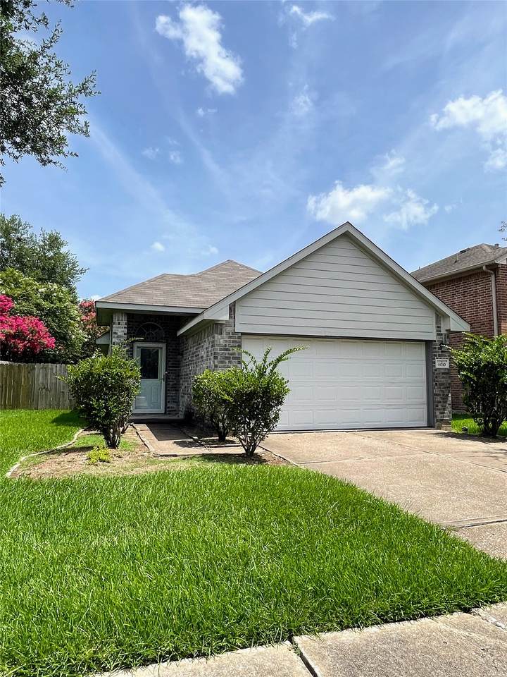4010 Bealey Lane - Photo 1