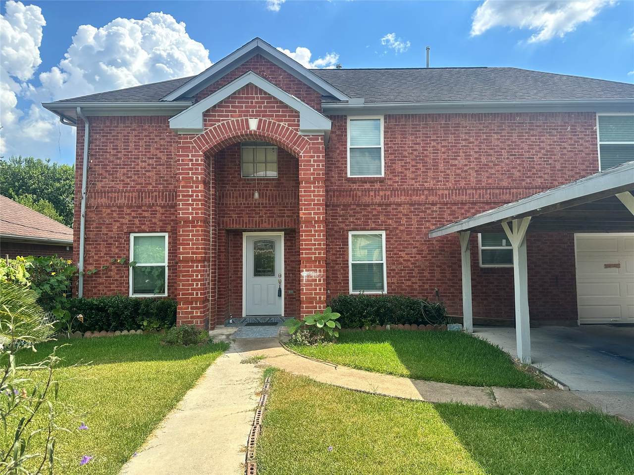 8340 Folkstone Lane - Photo 1