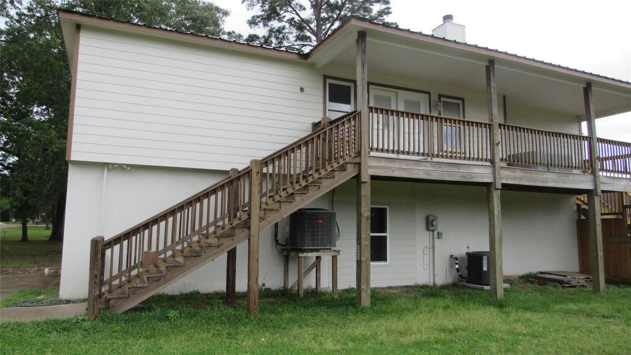 365 Deepwoods Lane - Photo 1