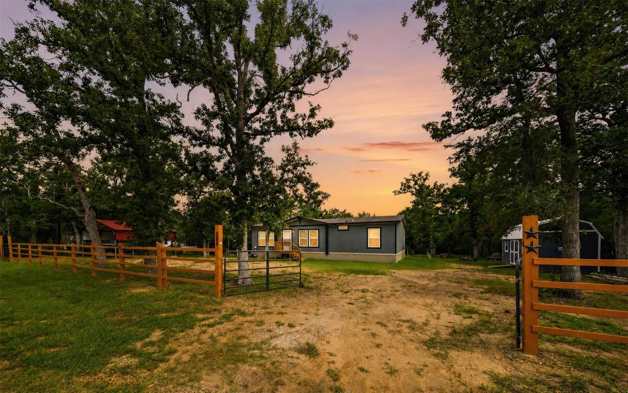 553 Redberry Road - Photo 1