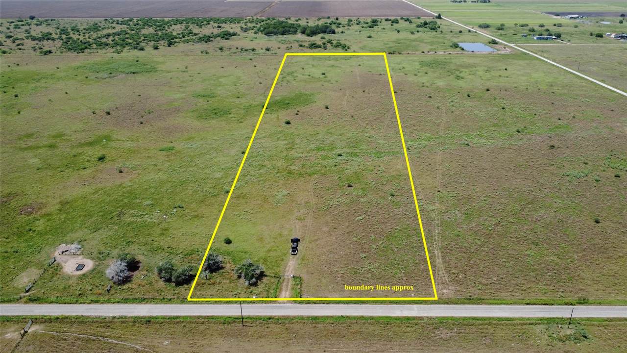 10 ac Hiller/Midway - Photo 1