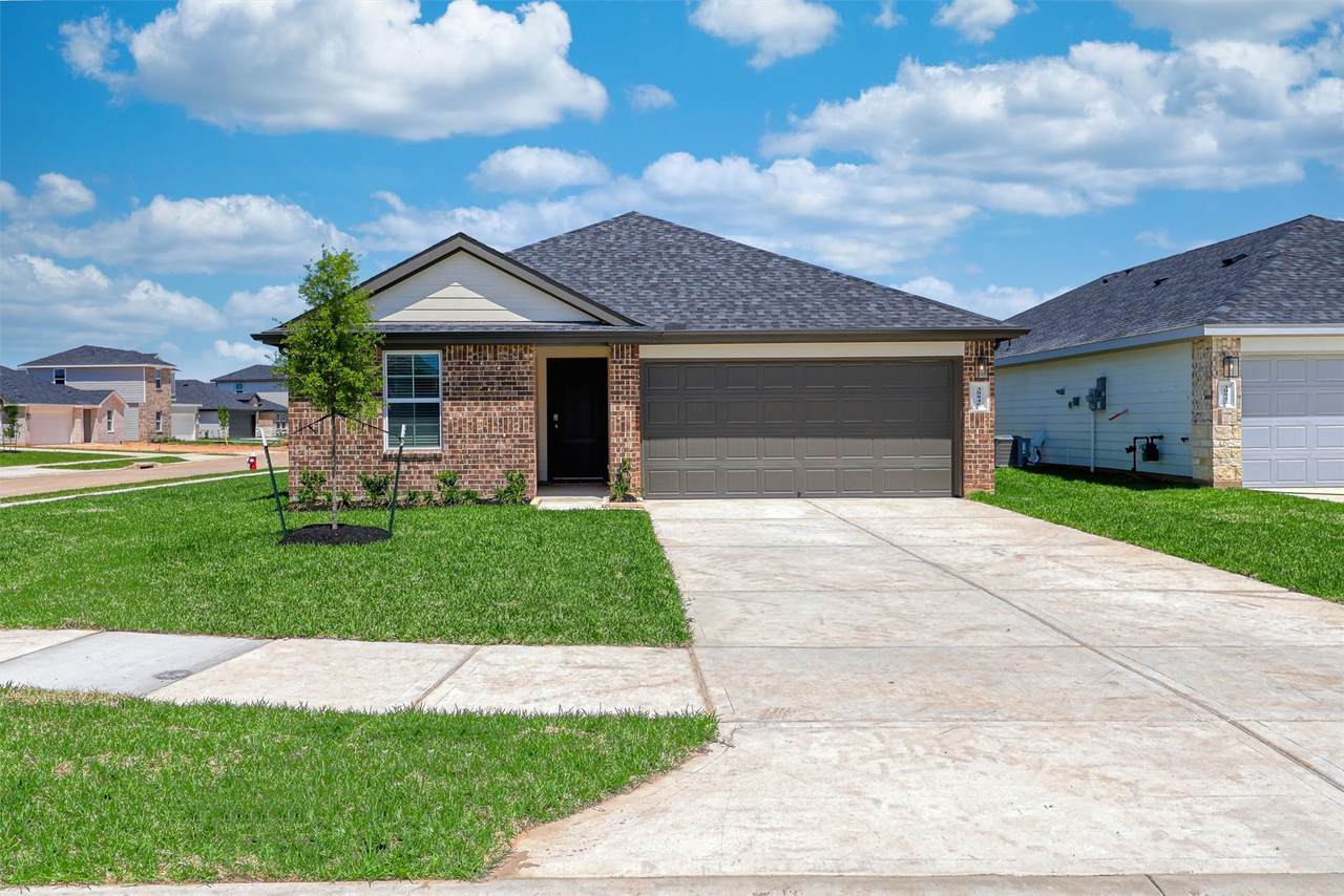 30846 Brightwell Bend - Photo 1
