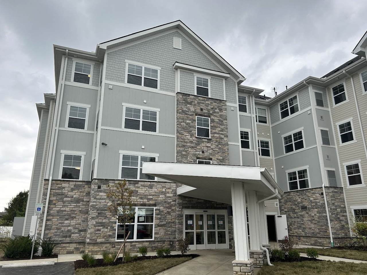 1009 Dublin Granville Road - Photo 1