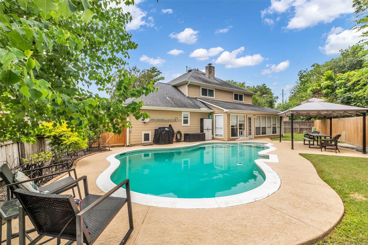 3302 Candlelon Drive - Photo 1