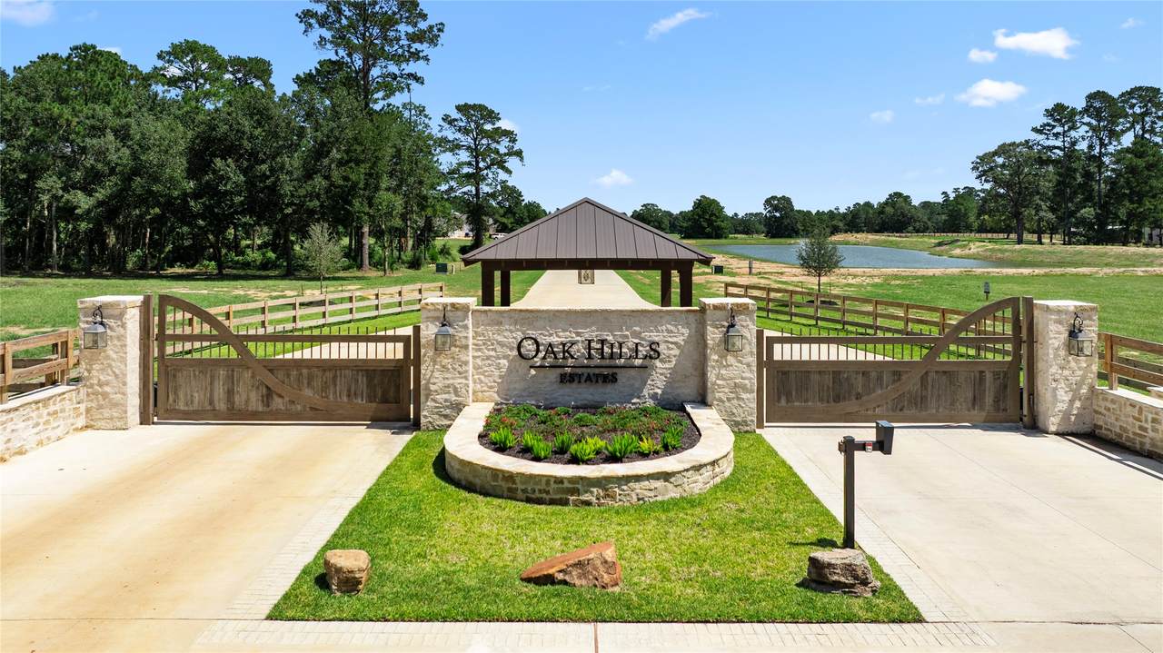 208 Rolling Oaks Drive - Photo 1