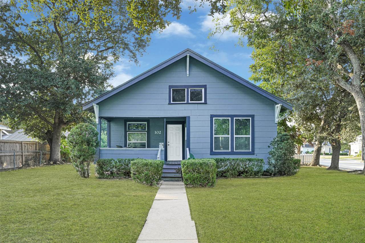 102 4th Street - Photo 1