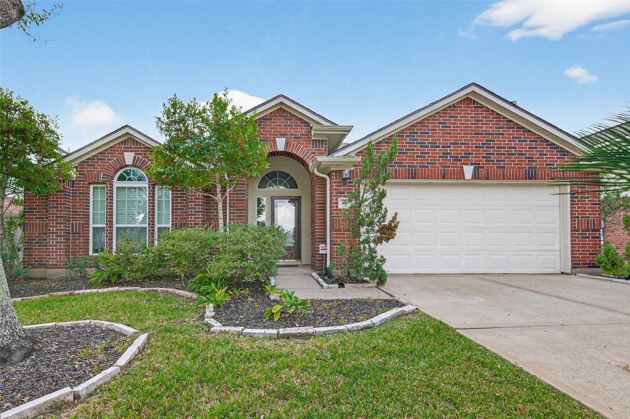 6007 Indian Creek - Photo 1