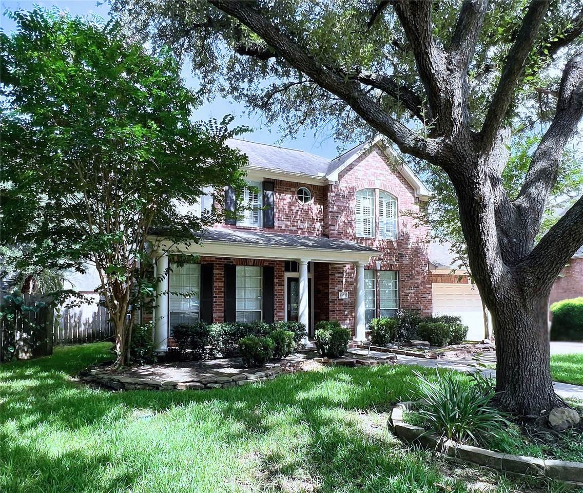8322 Castle Pond Court - Photo 1