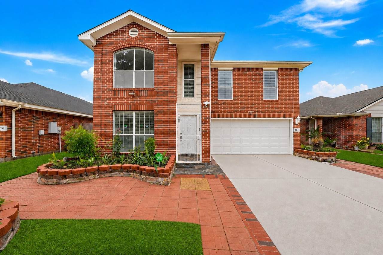 9742 Kingsville Park Drive - Photo 1
