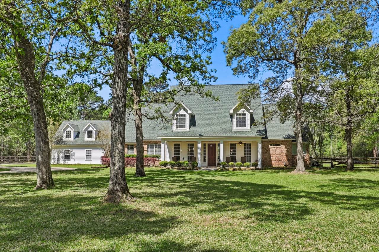 36218 Post Oak Circle - Photo 1
