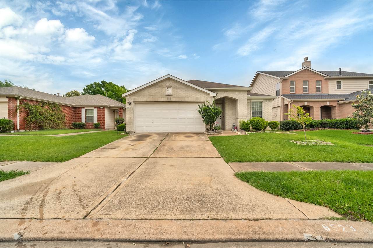 8523 Ashford Green Lane - Photo 1