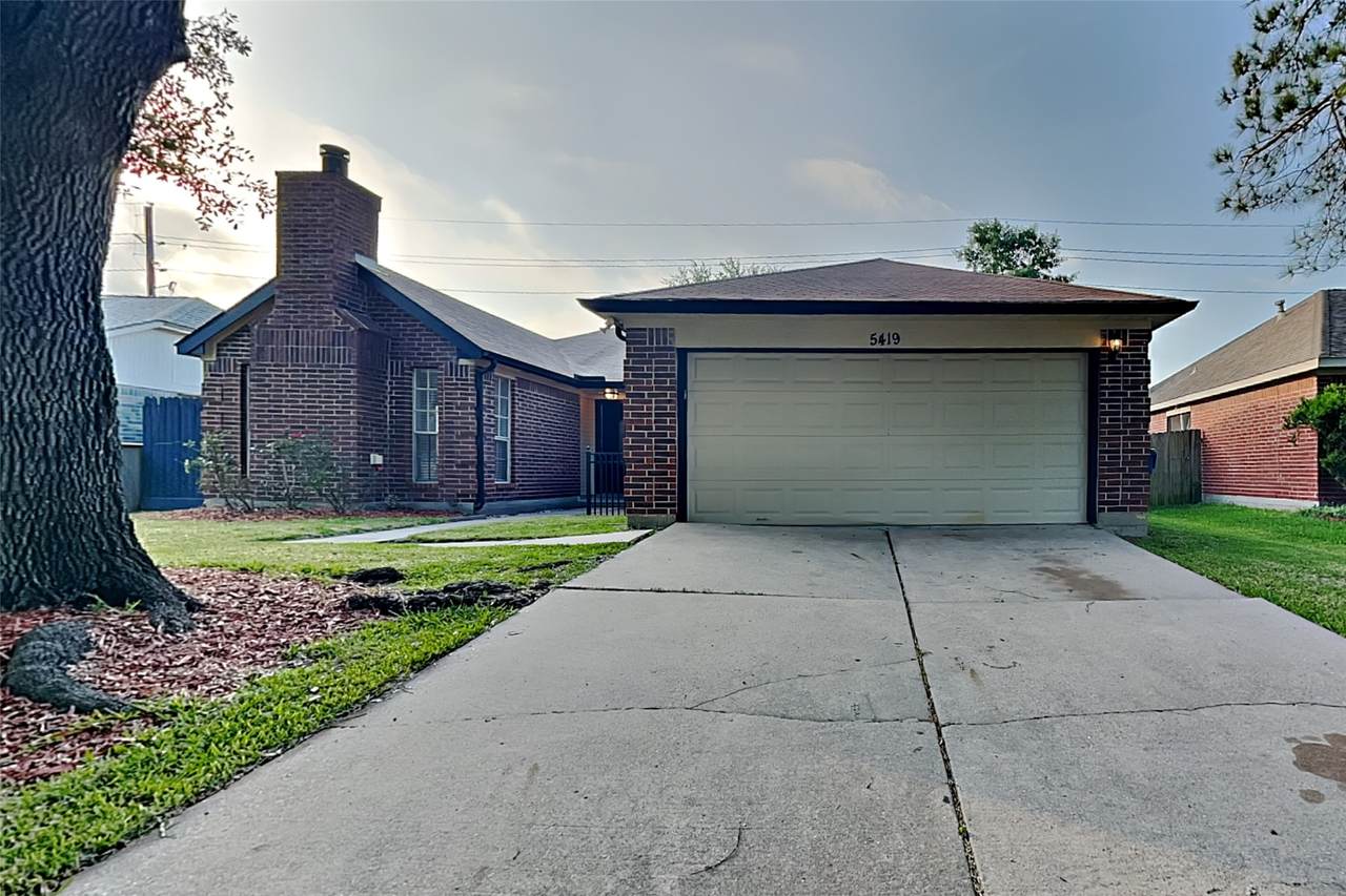 5419 Roserock Lane - Photo 1