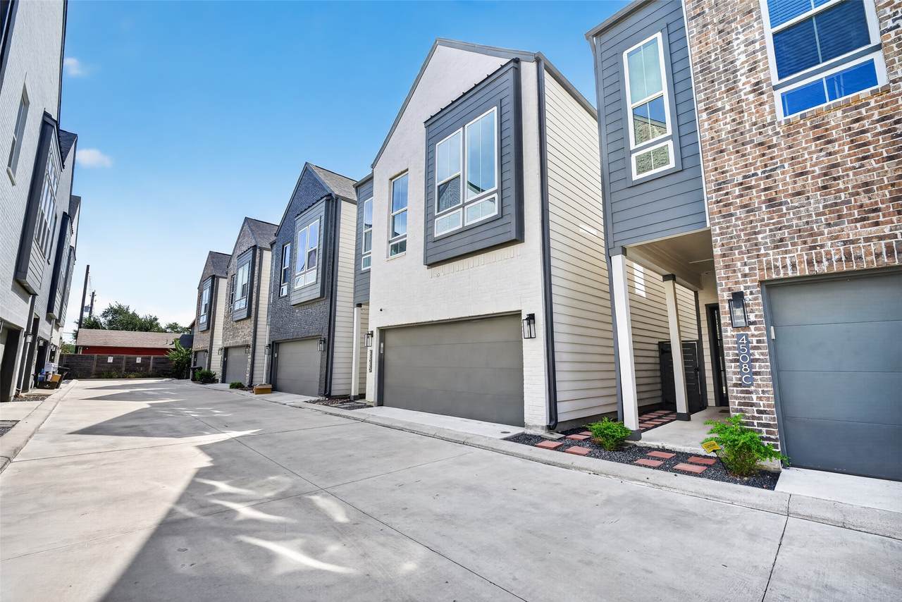 4508 Old Yale Street - Photo 1