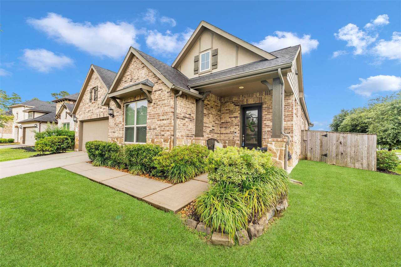 561 Rolling Brook Lane - Photo 1