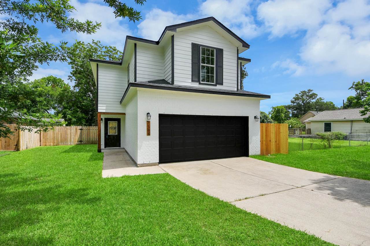 1105 Kyle Road - Photo 1