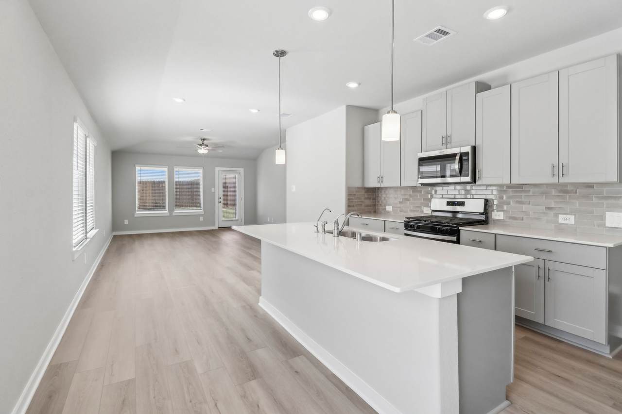 18632 Presswood Way Drive - Photo 1