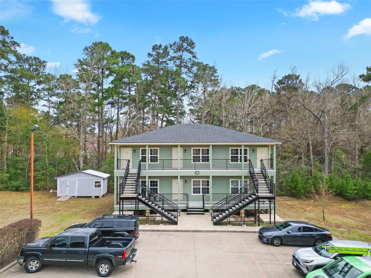 409 Beto St - Photo 1