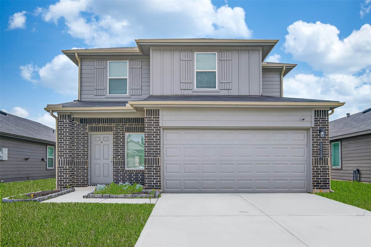 1119 Dewberry Downs Lane - Photo 1
