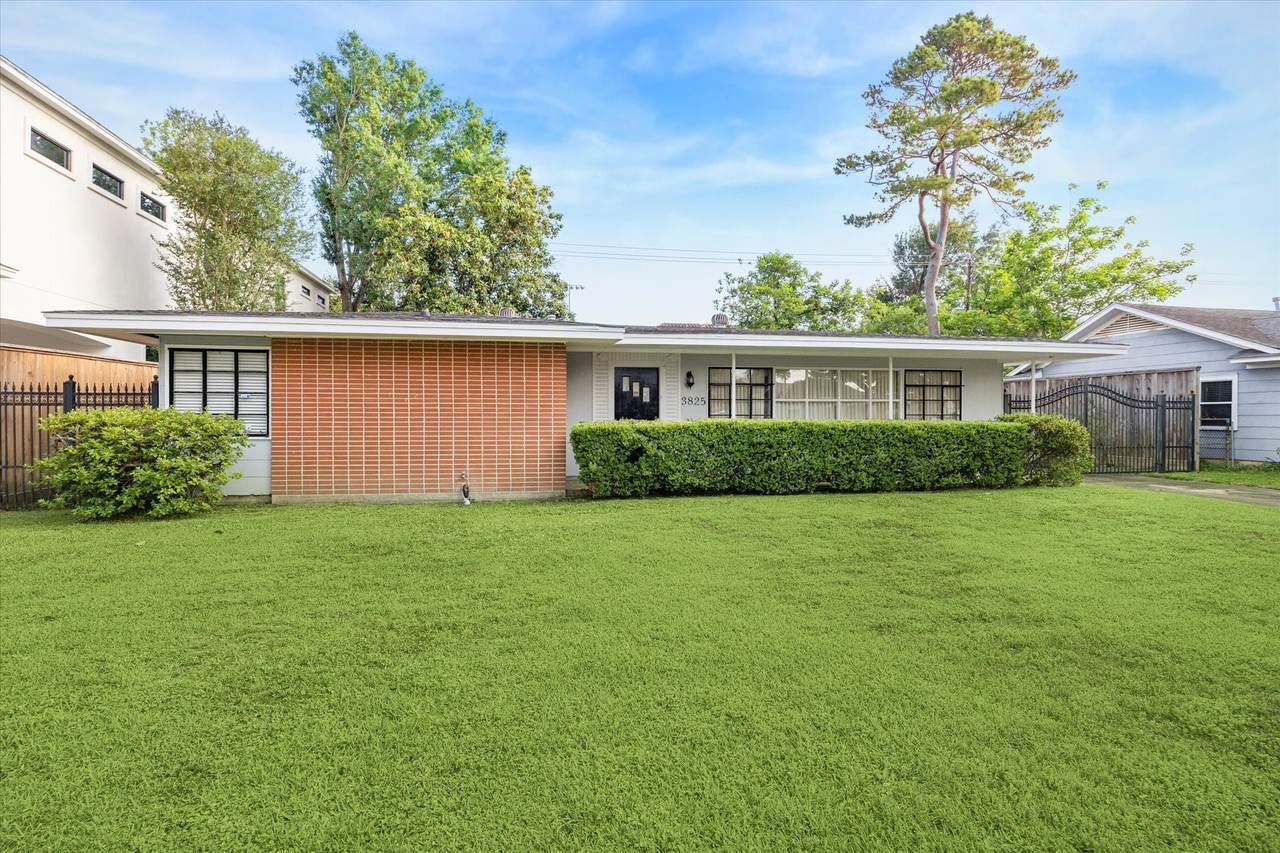 3825 Gramercy Street - Photo 1
