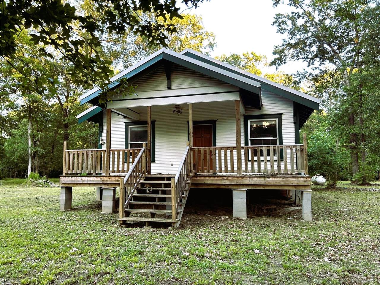 877 County Road 6474 Ashley Drive - Photo 1