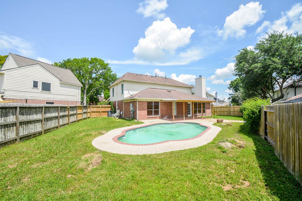 4013 Ivywood Drive - Photo 1