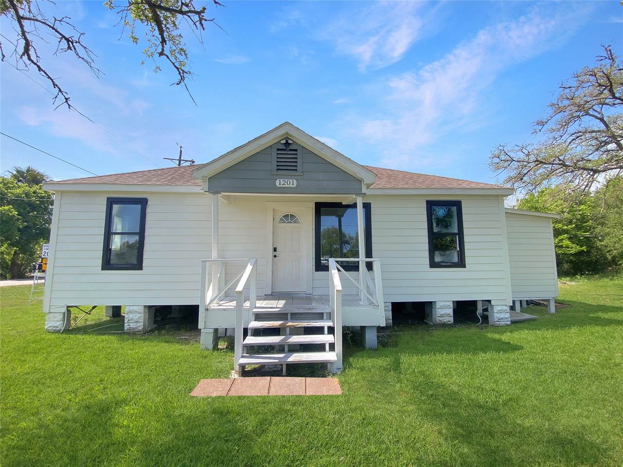 1201 Fm-517 - Photo 1