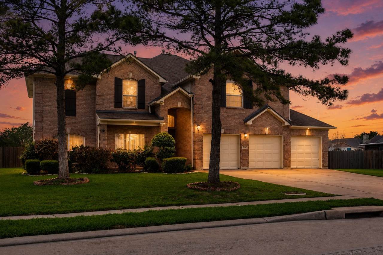 23307 Parkway Lakes Lane - Photo 1