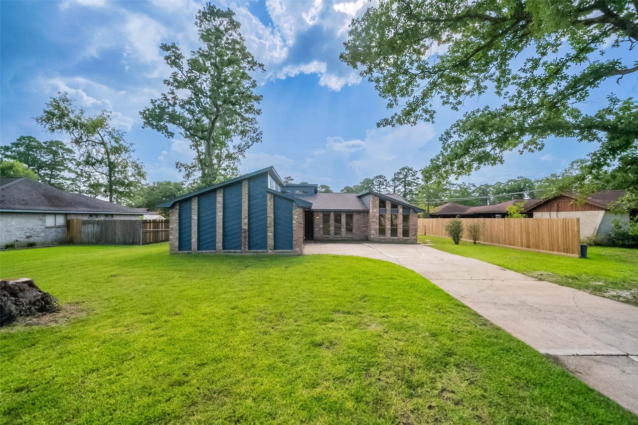 21019 Lost Pine Trail - Photo 1