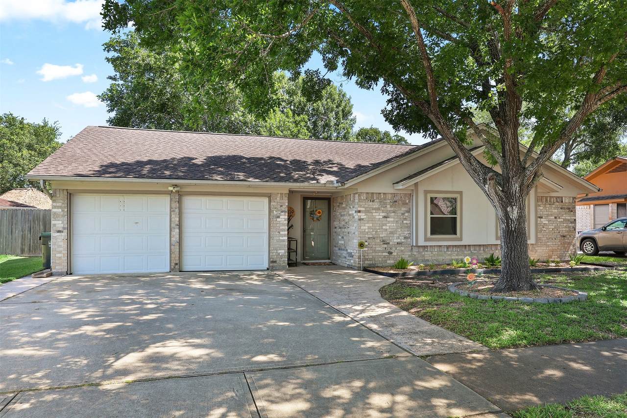 1819 Meadow Creek Drive - Photo 1